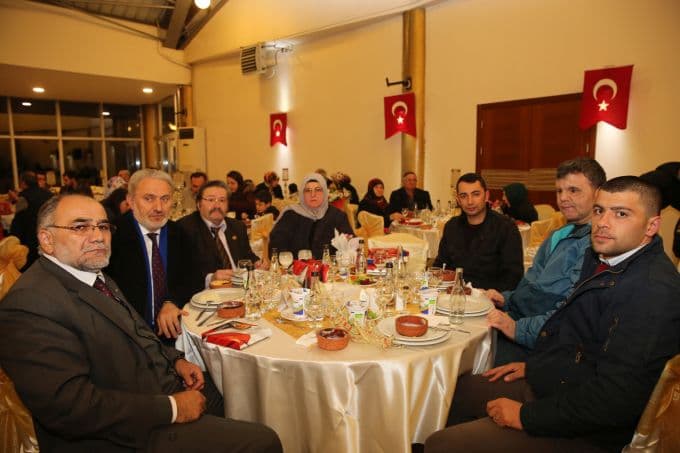 Şehit ve gazi yakınları, bu gecede buluştu