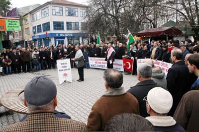 Akyazılılar, İsraili Protesto Etti