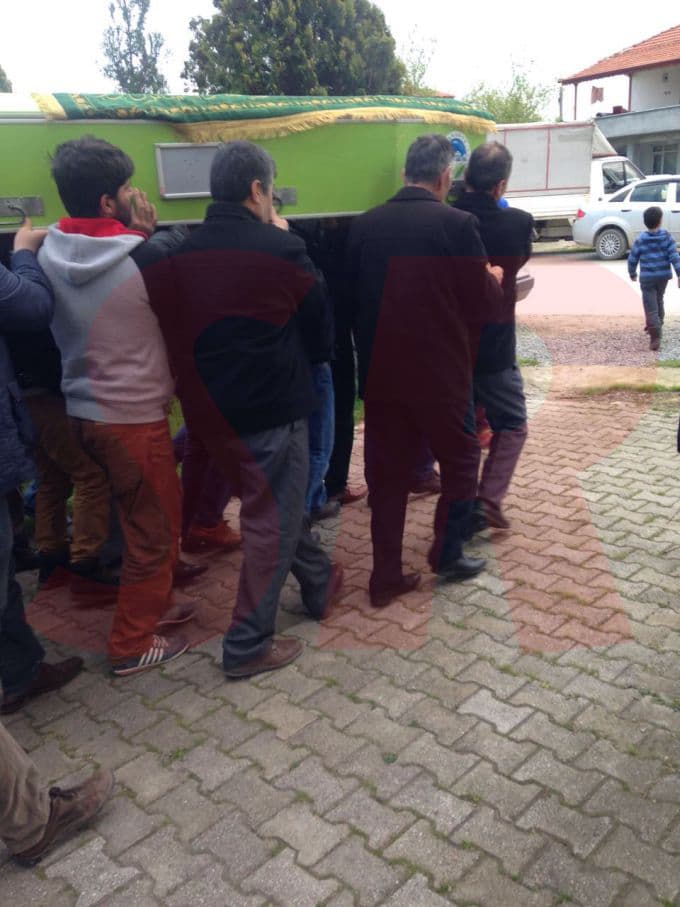16 yaşındaki genç, amcasını öldürdü