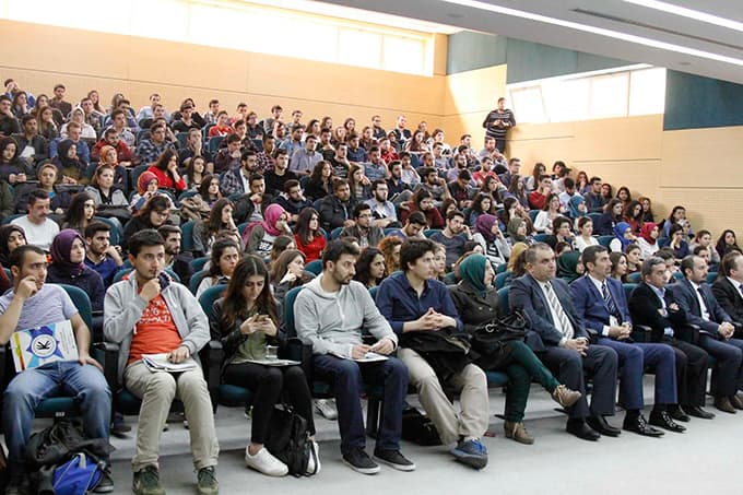 16. Kariyer Günleri devam ediyor