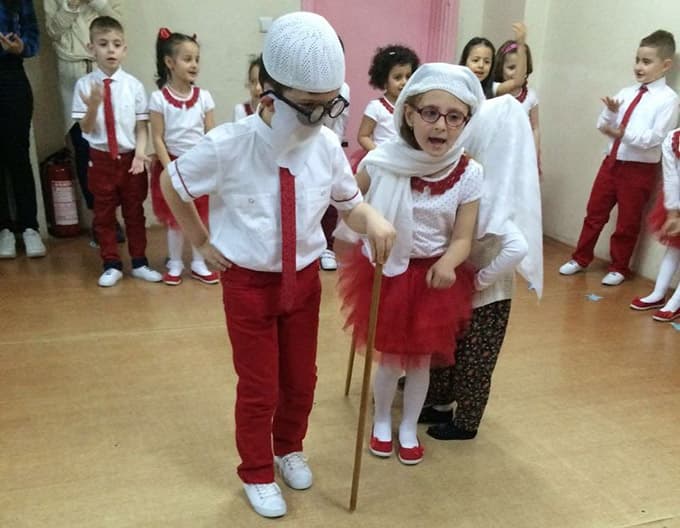 Anasınıfı öğrencilerinden Yaşlılar Hastası etkinliği