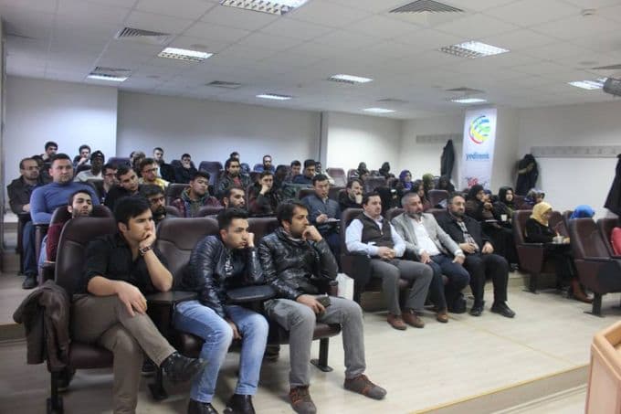 Yedirenk Akademi'de Ortadoğu konuşuldu