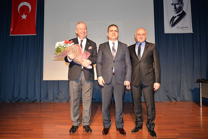 Hendek'te "Uyuşturucuya Hayır" konferansı