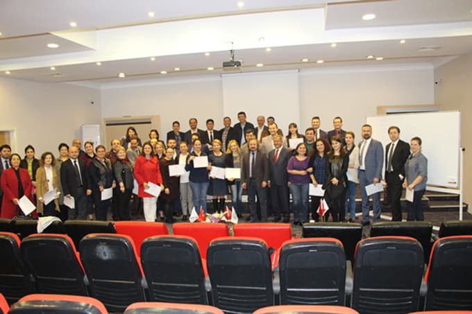 Sakarya Barosu eğitimlere ara vermiyor