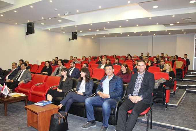 Sakarya Barosu eğitimlere ara vermiyor
