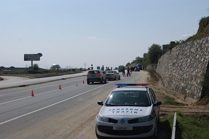 Jandarma ekipleri asayiş uygulamarına devam ediyor