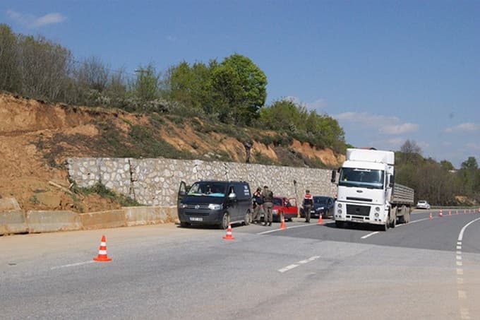 Jandarma ekipleri asayiş uygulamarına devam ediyor
