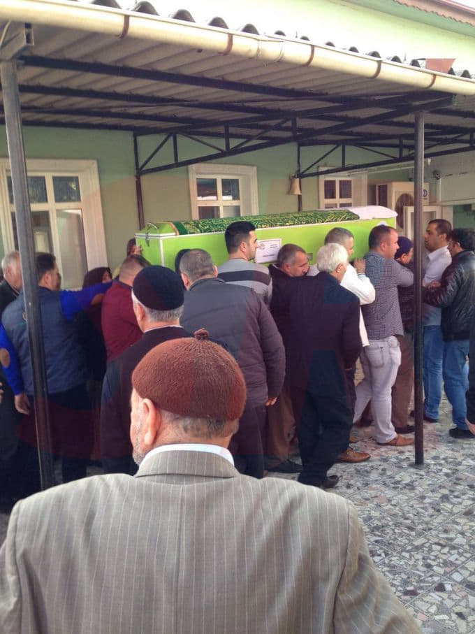 Restoranda silahlı kavga: 1 ölü, 2 yaralı