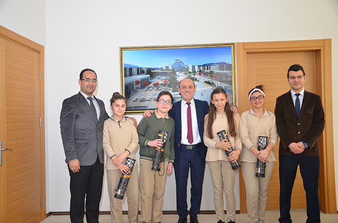 Öztürk birincileri ağırladı