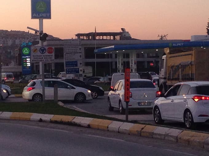 Medeniyet Bulvarı'nda trafik çilesi