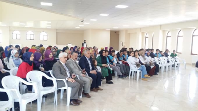 Anadolu İmam Hatip'den İnternet ve Sosyal Medya paneli