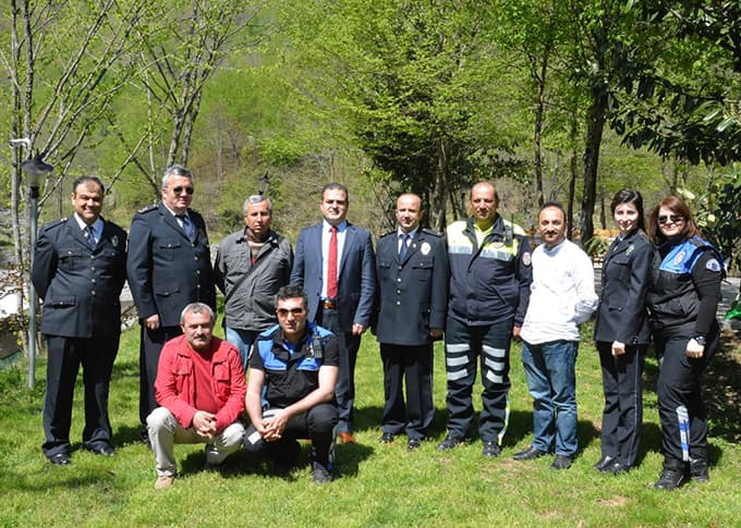 Hendek Emniyeti polis haftasında protokolü ziyaret etti