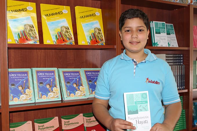 "Çünkü; onu okumak kainatı okumaktır"