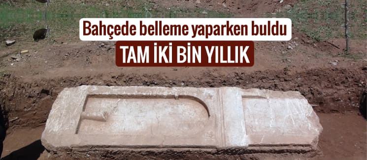 Bahçesinde belleme yaparken buldu