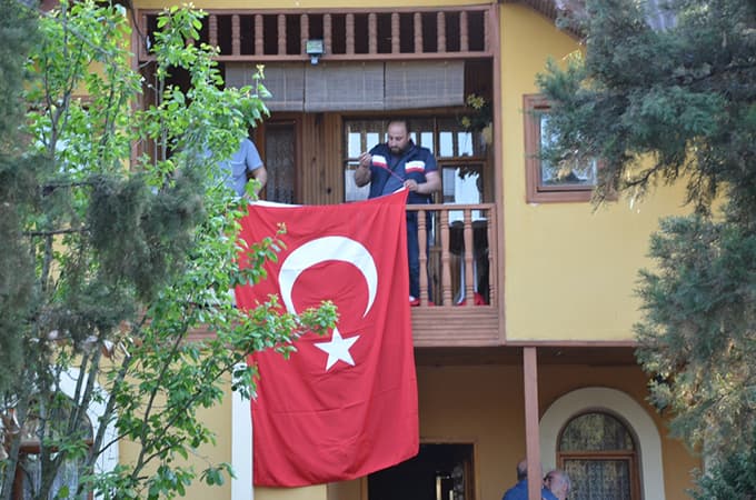 Akyazılı Binbaşı şehit oldu
