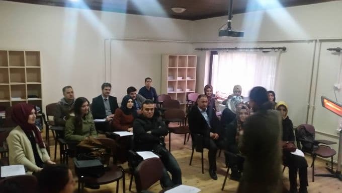 Taraklı'da işaret dili kursu açıldı