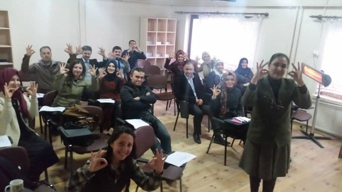 Taraklı'da işaret dili kursu açıldı