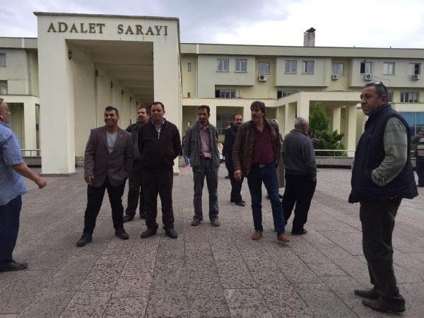 Çakma borsa kralına paralarını kaptırdılar