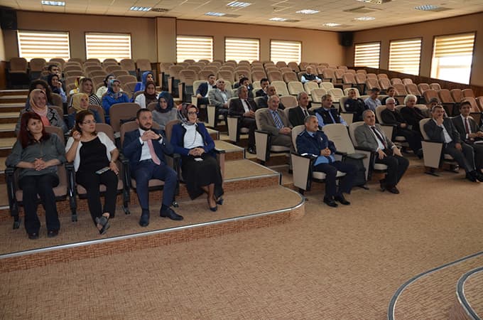 Erenlerde zaman ve toplantı yönetimi semineri düzenlendi