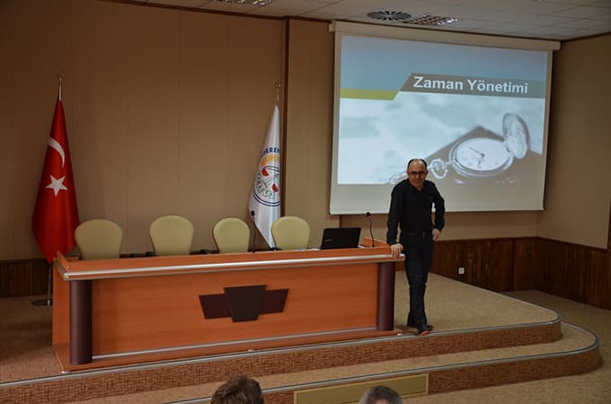 Erenlerde zaman ve toplantı yönetimi semineri düzenlendi