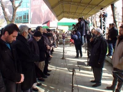 Filistin Şehitleri İçin Gıyabi Cenaze Namazı Kılındı