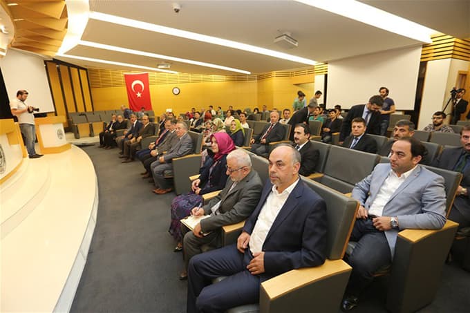 Kutsal emanetler fotoğraf sergisi açıldı