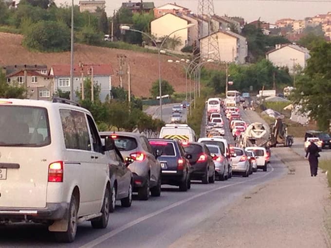 Trafik çilesi sürücüleri isyan ettirdi