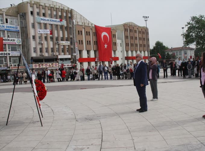23 Nisan Çelengini Kuntoğlu sundu
