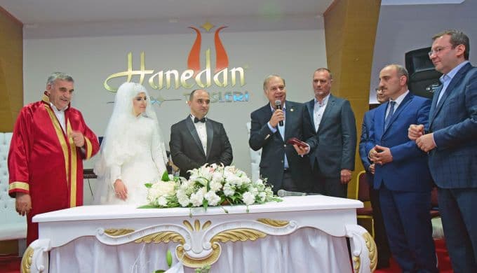Cerrahoğlu ailesinin mutlu günü