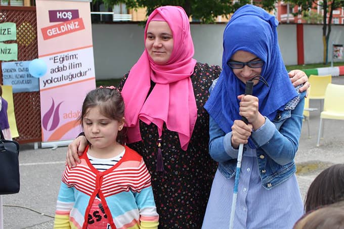 Engelliler için "Sen yeterki gül" projesi
