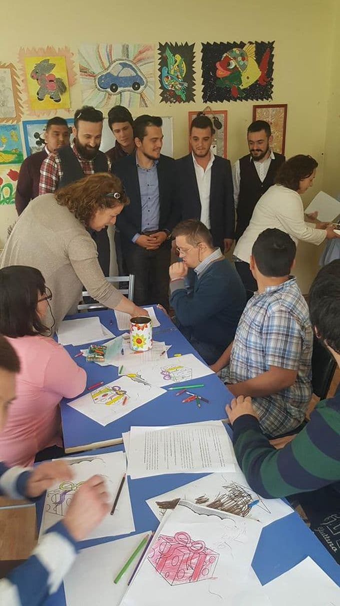 Genç TÜMSİAD, otizmli öğrencileri ziyaret etti