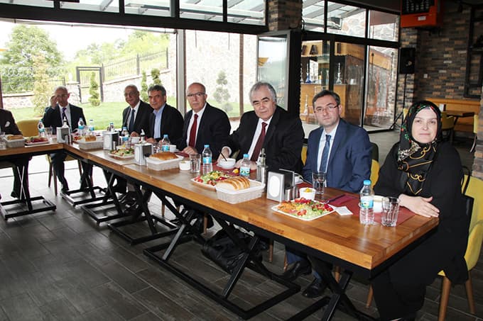 Ünlü Profesörler bir araya geldi