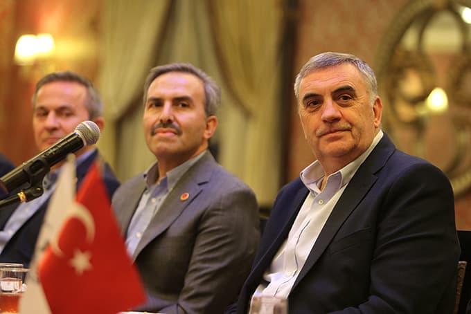 "Yüksek katlı binalar toplumun mezar taşlarıdır"
