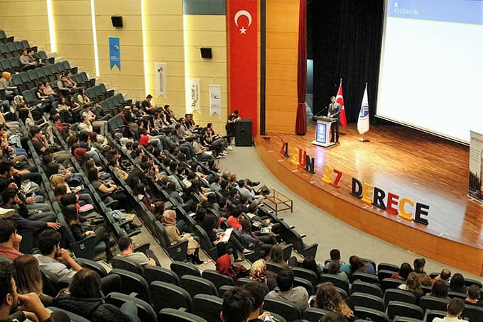 "İyi düşünün farklı olun"