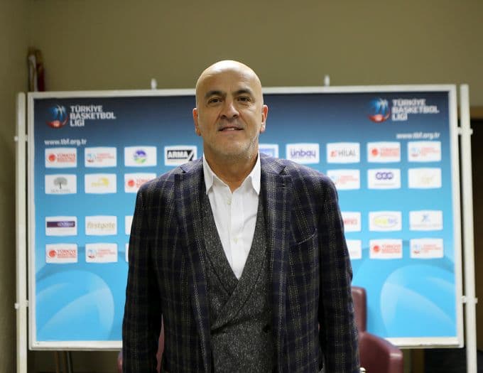 Dev adamlar playofflar öncesi son lig maçında