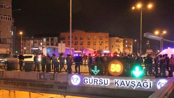 54 plakalı araç, Bursa'yı karıştırdı