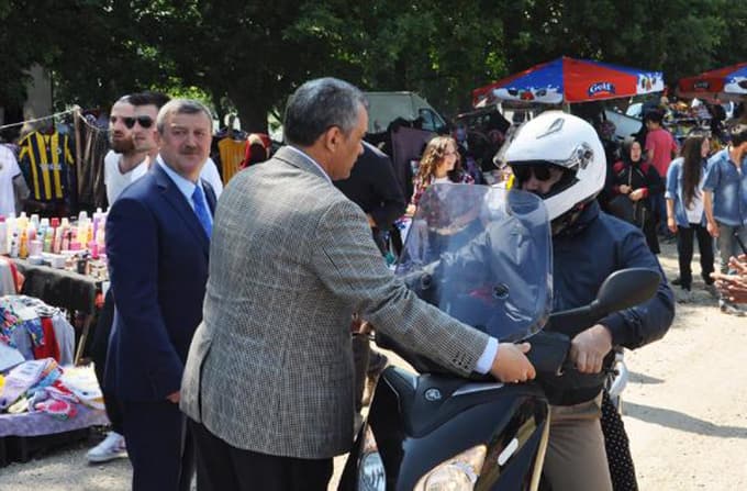 Herkesi şaşırttı, bu kez makam aracı yerine...