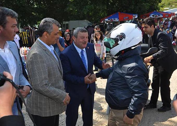 Herkesi şaşırttı, bu kez makam aracı yerine...