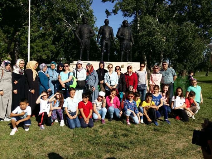 Sakaryalı öğrenciler, "Çanakkale geçilmez" dedi