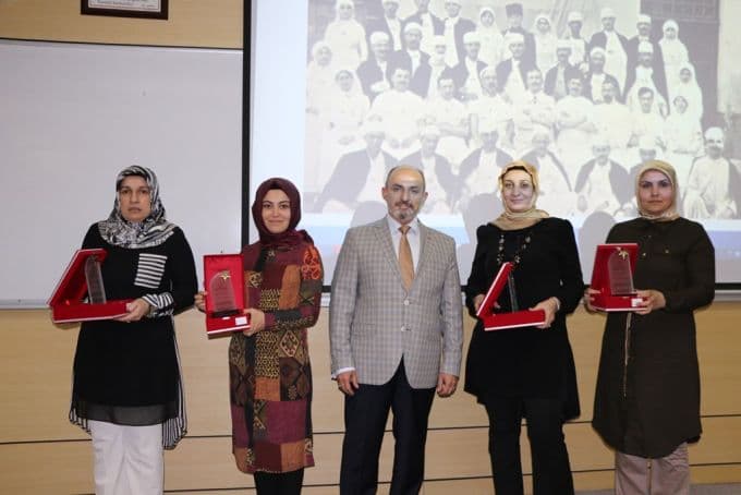 Hemşireler Haftası'nda plaketli final