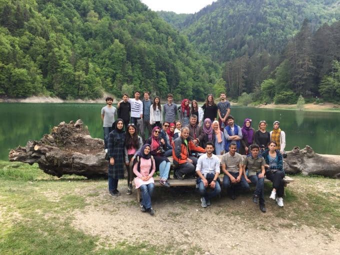 Sülüklü Göl'de çöp topladılar