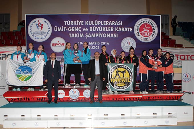 Şampiyonaya Büyükşehir damgası