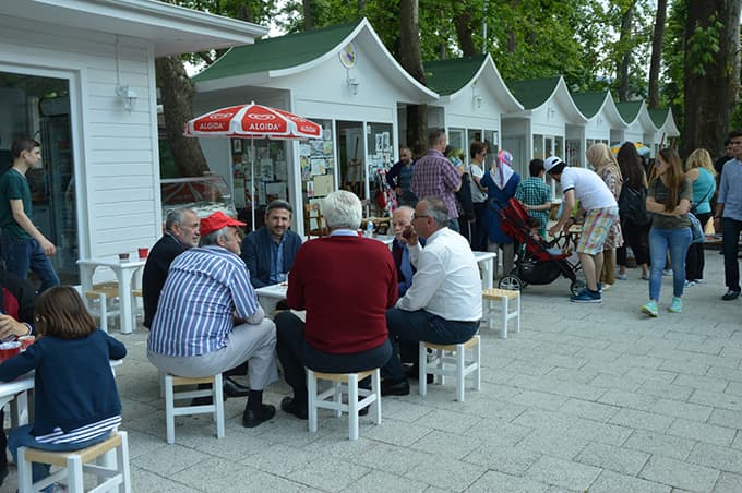TBMM Başkan Vekili Ahmet Aydın Sapanca'yı ziyaret etti