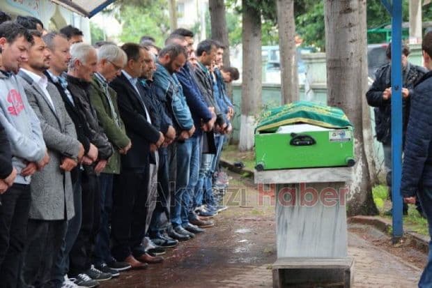 Fabrika yangınında yaralanmıştı, hayatını kaybetti