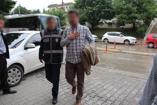 Derneğe operasyon: 9 gözaltı!