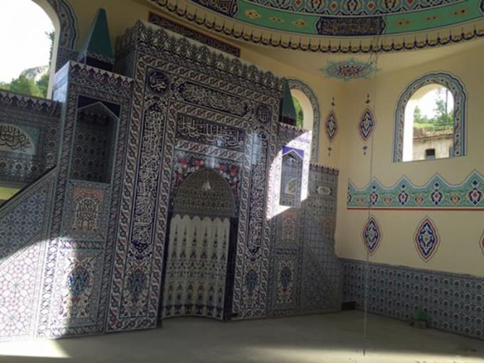 Yaptırdığı camide ilk namaz kendi cenaze namazı oldu
