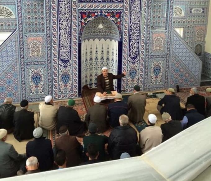Yaptırdığı camide ilk namaz kendi cenaze namazı oldu