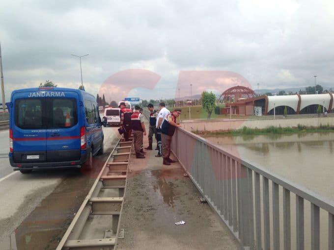 Sakarya Köprüsü'nde "Bir kişi atladı" iddiası