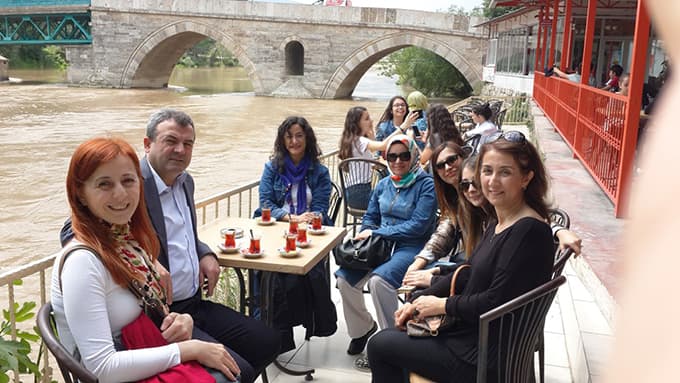 Onları kitaplar buluşturdu