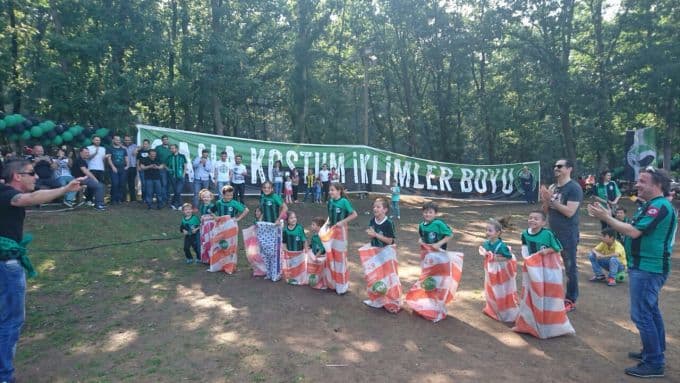 Sakaryasporlu taraftarlar festivalde buluştu